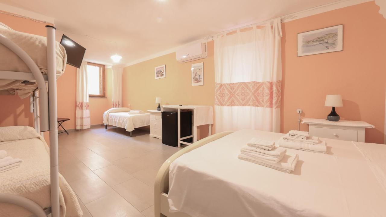 Welcomely - S'Apposentu Otel Bosa Dış mekan fotoğraf
